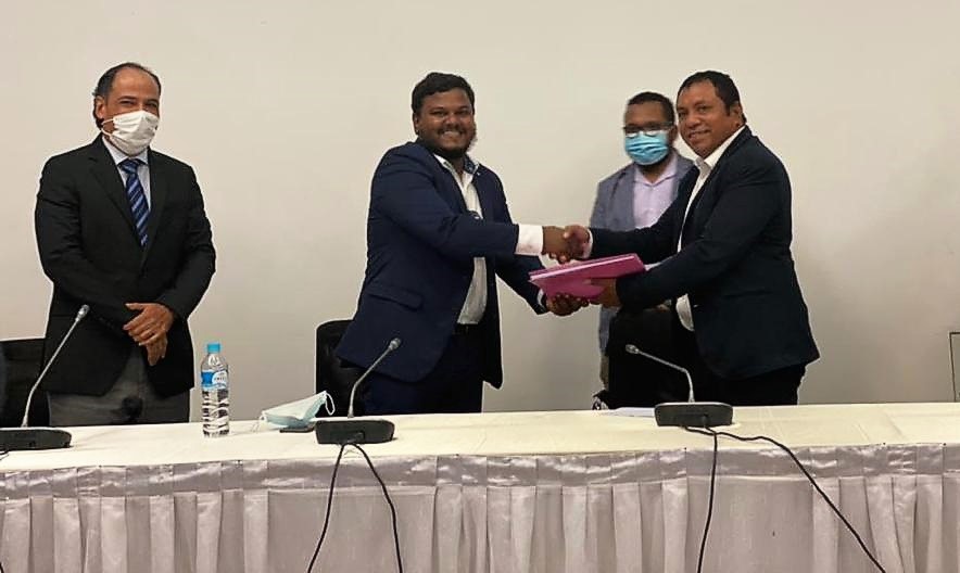 Foto da entrega do FreeBalance Accountability Suite ao Governo do Timor-Leste